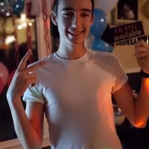 Meet your Posher, Samuel